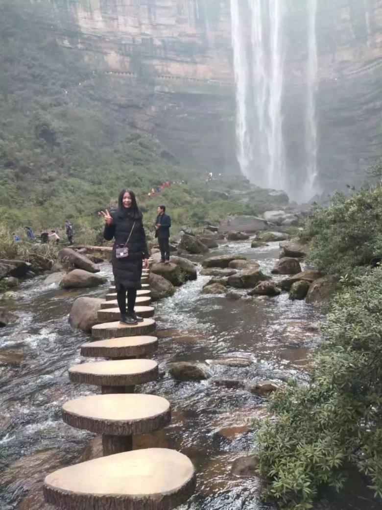 女星穿军装：热巴95分，赵丽颖不及格，是谁超过100分呢？游戏画面